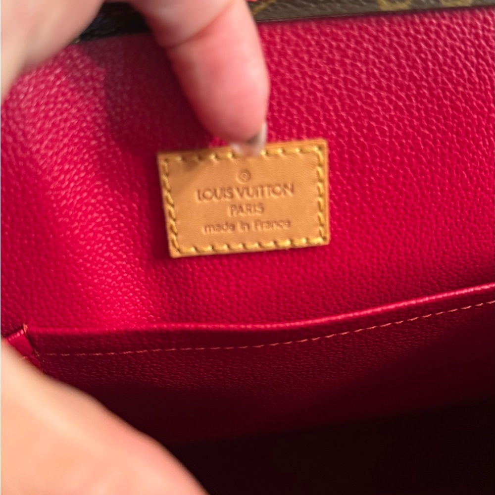 Louis Vuitton LV Monogram Sac Plat - Picture 6 of 10